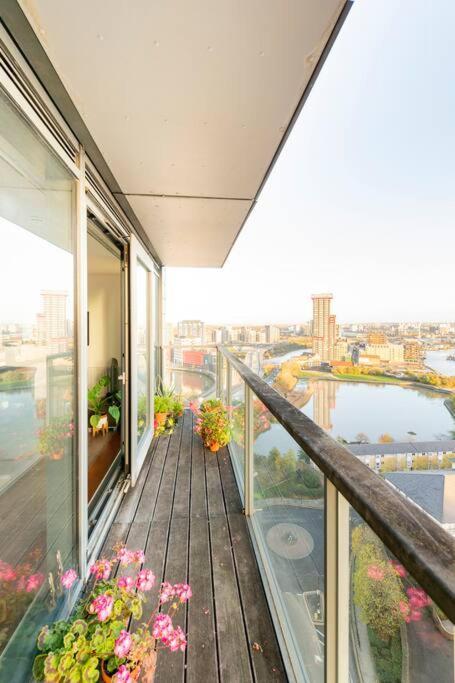 London Skylineviews 2 Bed 2 Bath Flat Near Canary Wharf, O2 & Excel Eksteriør billede