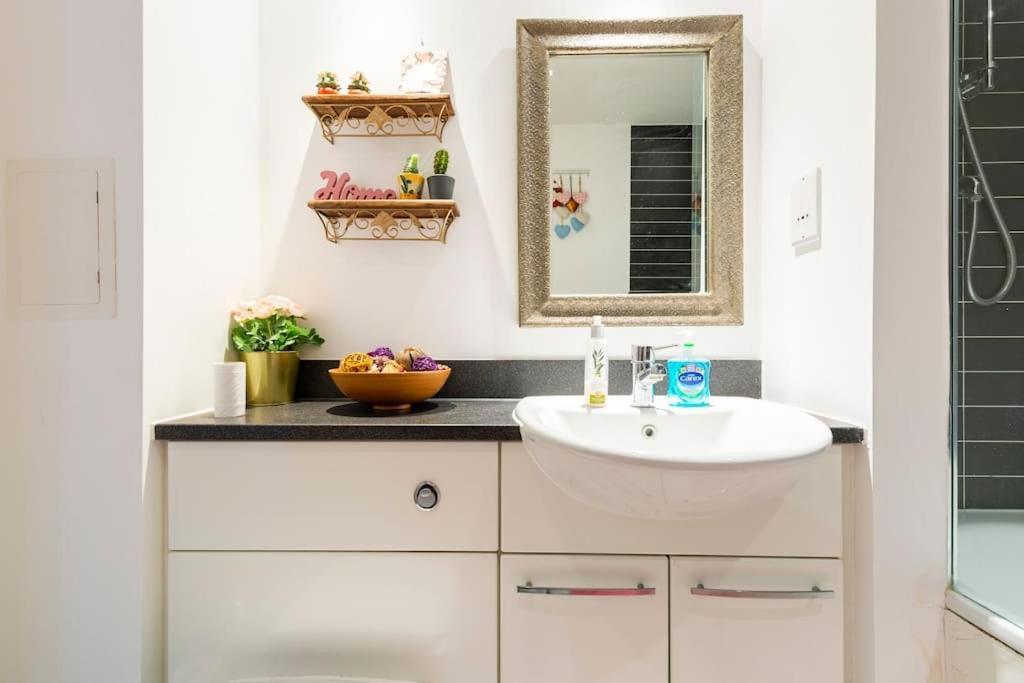 London Skylineviews 2 Bed 2 Bath Flat Near Canary Wharf, O2 & Excel Eksteriør billede