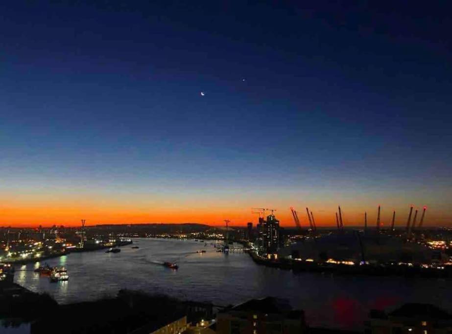 London Skylineviews 2 Bed 2 Bath Flat Near Canary Wharf, O2 & Excel Eksteriør billede