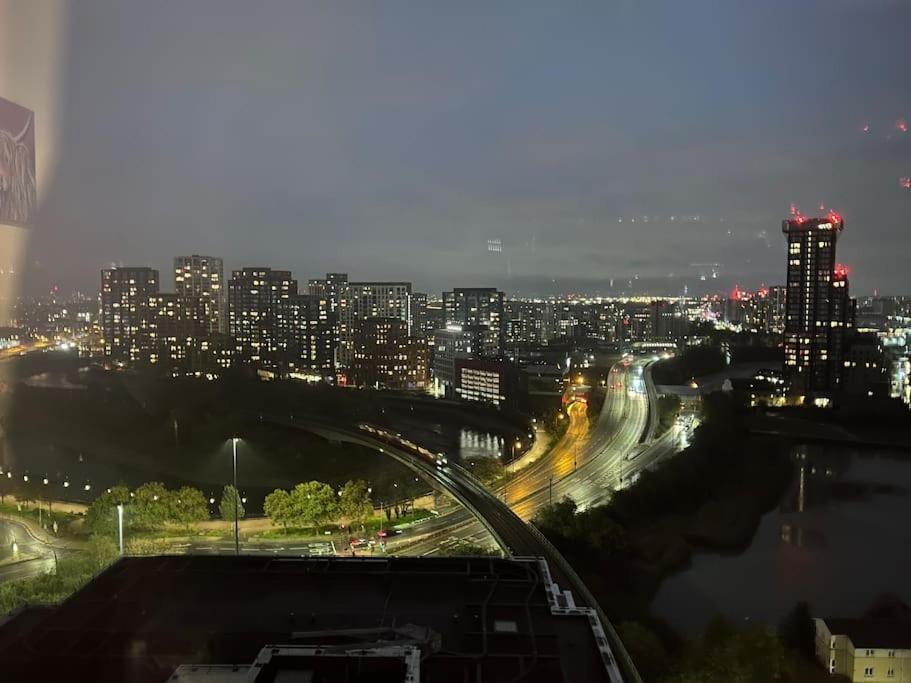 London Skylineviews 2 Bed 2 Bath Flat Near Canary Wharf, O2 & Excel Eksteriør billede